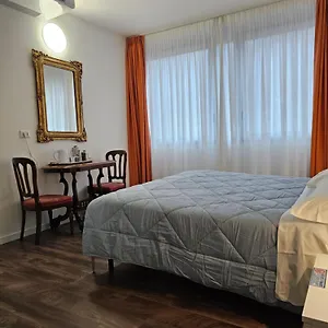 Lejlighedshotel Victoria Royal Garden, Como